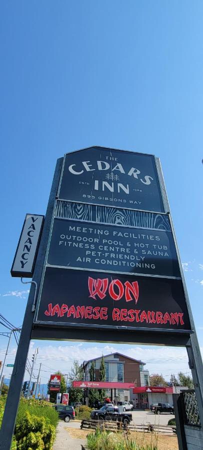 The Cedars Inn Hotel & Convention Centre Gibsons Esterno foto