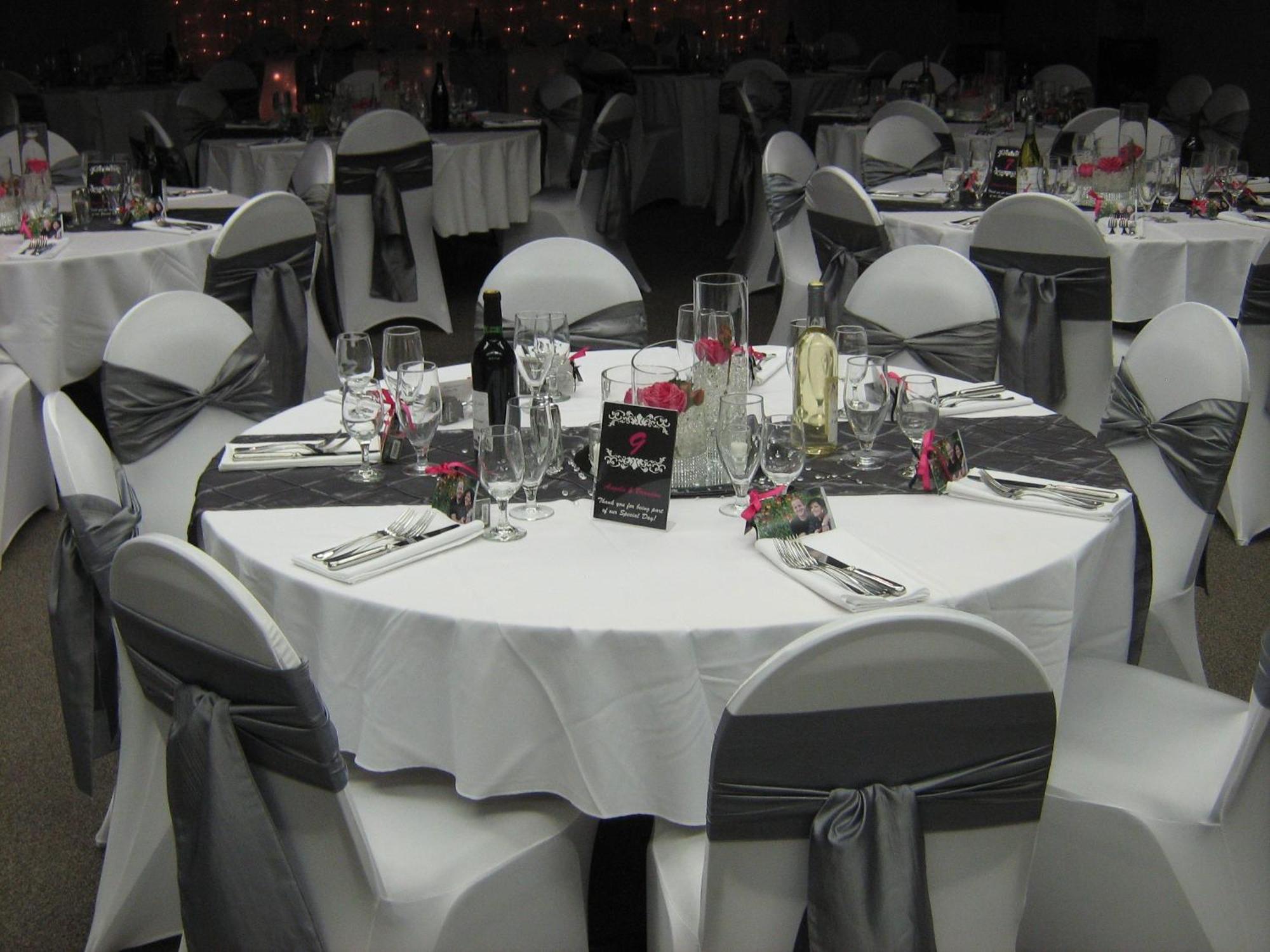 The Cedars Inn Hotel & Convention Centre Gibsons Esterno foto